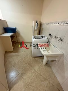 Casa Para Vender com 4 quartos 4 suítes no bairro Região Central em Caieiras