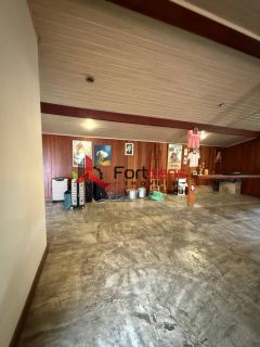 Casa Para Vender com 4 quartos 4 suítes no bairro Região Central em Caieiras