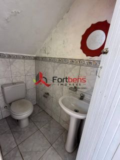 Casa Para Vender com 4 quartos 4 suítes no bairro Região Central em Caieiras