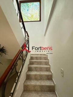 Casa Para Vender com 4 quartos 4 suítes no bairro Região Central em Caieiras