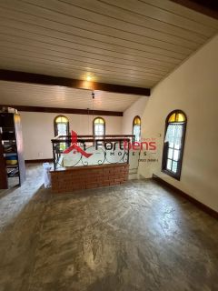 Casa Para Vender com 4 quartos 4 suítes no bairro Região Central em Caieiras