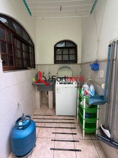 Casa Para Vender com 4 quartos 4 suítes no bairro Região Central em Caieiras