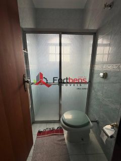 Casa Para Vender com 4 quartos 4 suítes no bairro Região Central em Caieiras