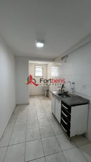 Apartamento Para Alugar com 2 quartos no bairro Região Central em Caieiras