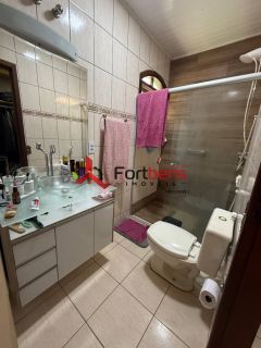 Casa Para Vender com 3 quartos 1 suítes no bairro Alpes De Caieiras em Caieiras