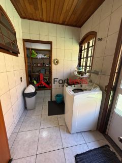 Casa Para Vender com 3 quartos 1 suítes no bairro Alpes De Caieiras em Caieiras