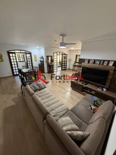 Casa Para Vender com 3 quartos 1 suítes no bairro Alpes De Caieiras em Caieiras