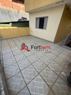 Casa Para Alugar com 2 quartos no bairro Laranjeiras em Caieiras