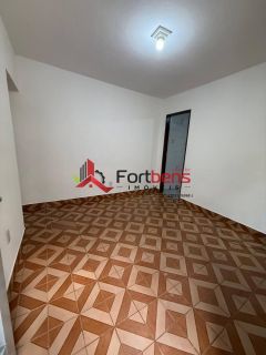 Casa Para Alugar com 2 quartos no bairro Laranjeiras em Caieiras