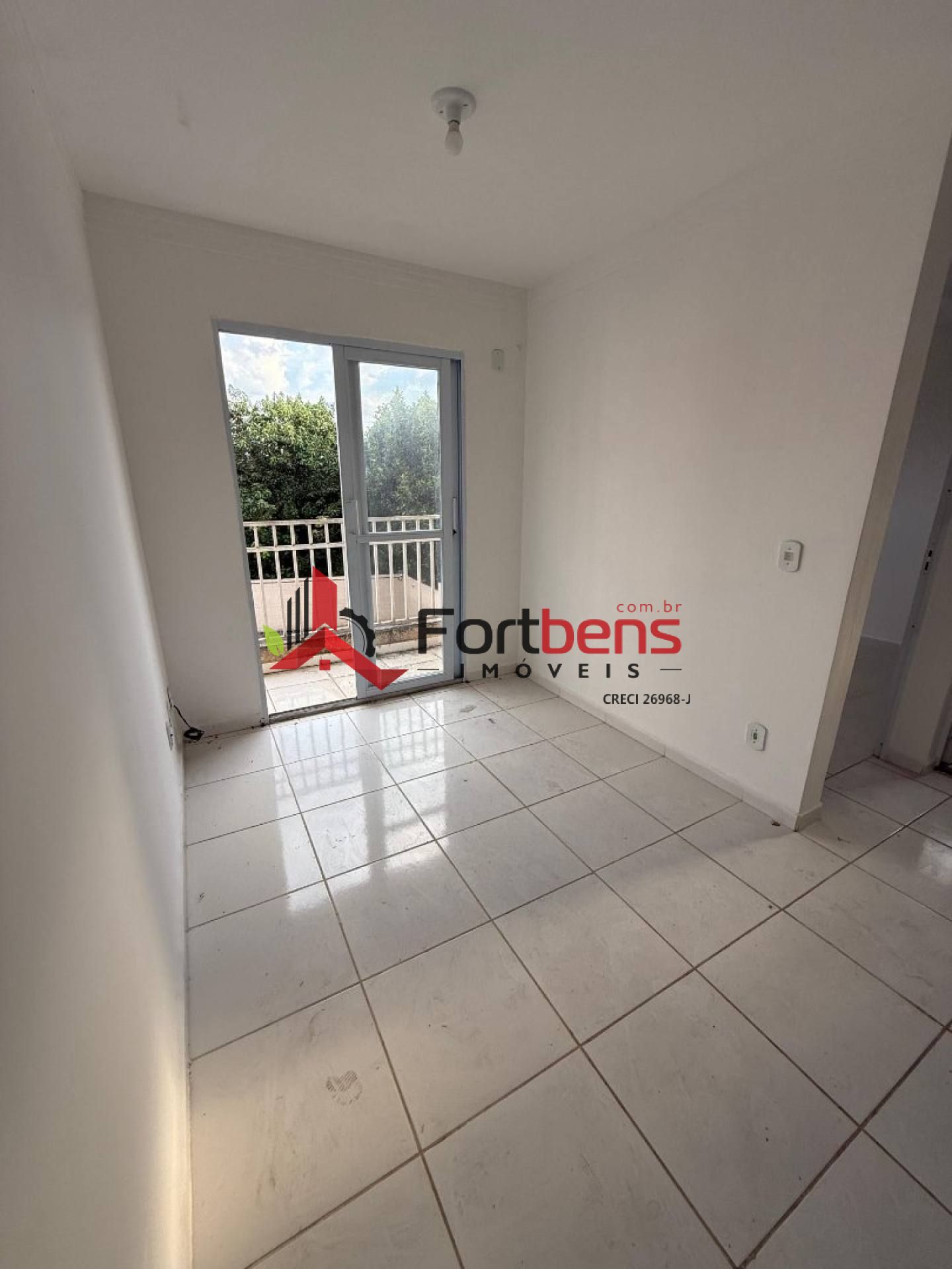 Apartamento Para Vender com 2 quartos no bairro Chácaras das Colinas em Franco Da Rocha