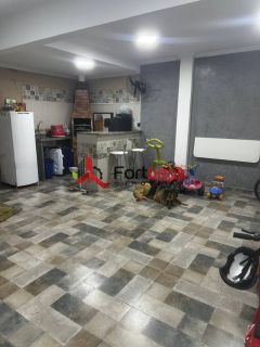 Casa Para Vender com 2 quartos no bairro Laranjeiras em Caieiras