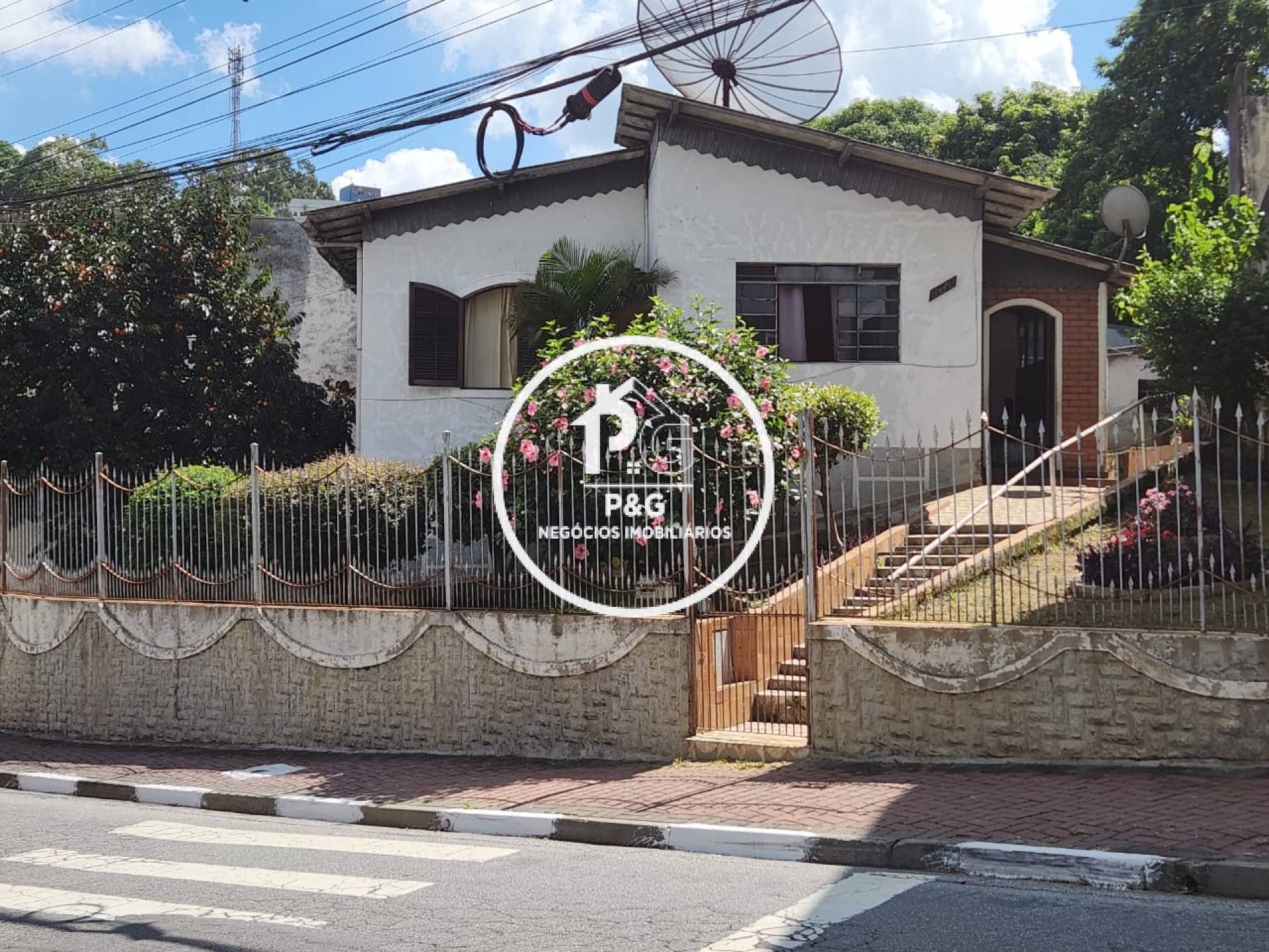 Casa Para Vender com 3 quartos no bairro Centro em Francisco Morato