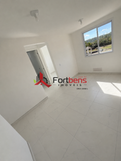 Apartamento Para Vender com 2 quartos no bairro Chácaras das Colinas em Franco Da Rocha