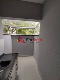 Sala Comercial Para Alugar no bairro Centro em Francisco Morato
