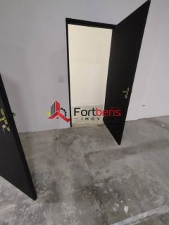 Galpão / Depósito / Armazém Para Alugar no bairro Centro em Francisco Morato