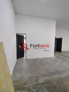 Galpão / Depósito / Armazém Para Alugar no bairro Centro em Francisco Morato
