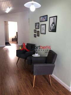 Casa Para Vender com 03 quartos no bairro Região Central em Caieiras