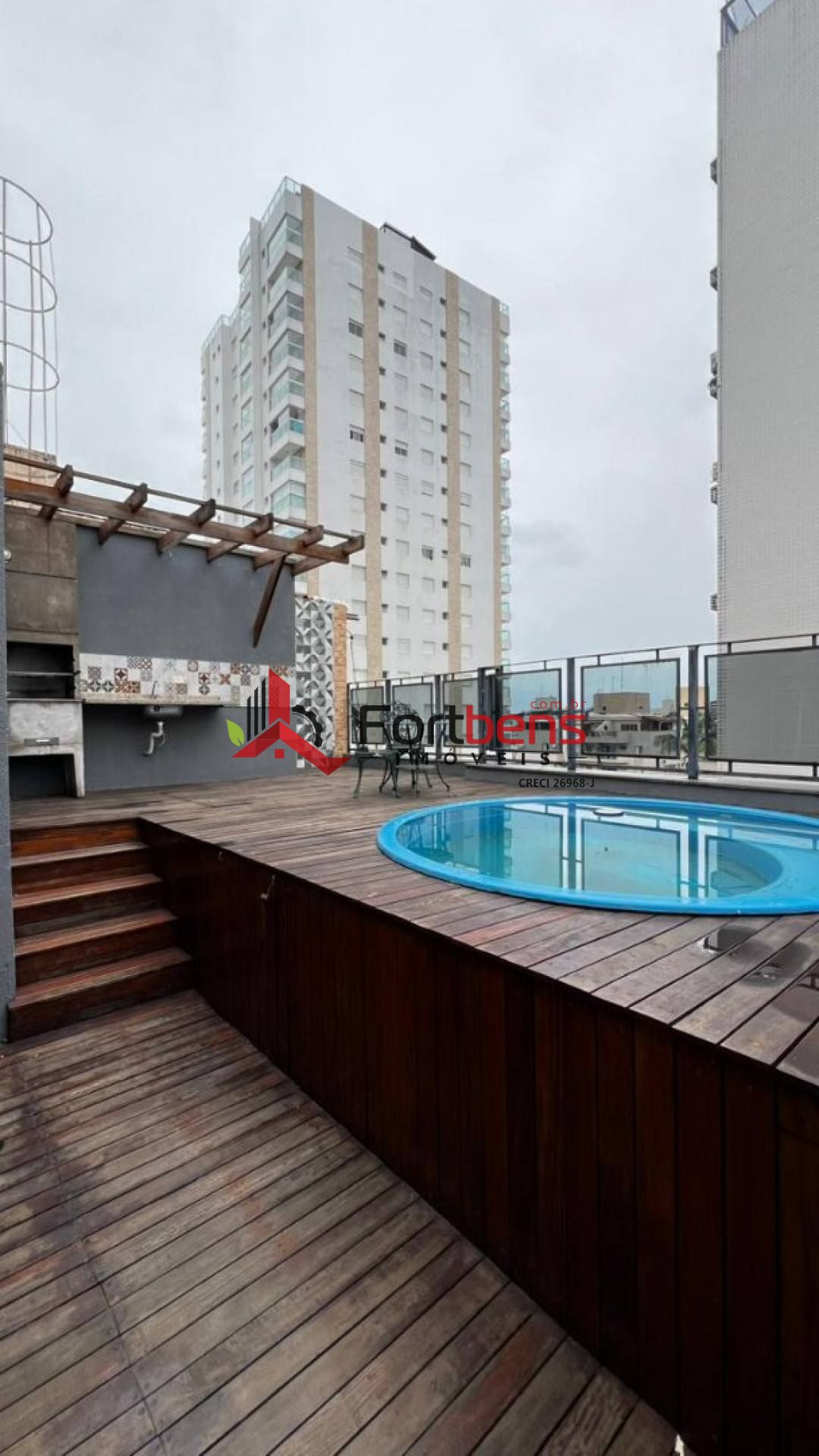 Apartamento Para Vender com 2 quartos 1 suítes no bairro Escolha um bairro Enseada em Guarujá