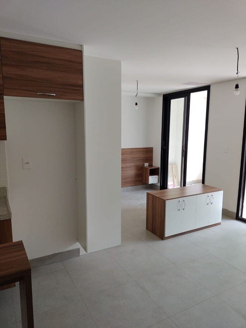 Kitnet com 1 dormitório, 42 m² - venda por R$ 800.000,00 ou aluguel por R$ 4.822,20/mês - Moema - São Paulo/SP