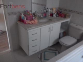 Sobrado Para Vender com 3 quartos 1 suítes no bairro Serpa em Caieiras