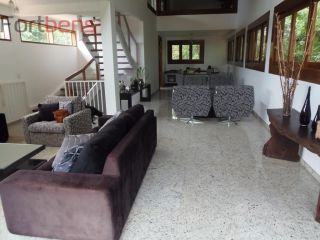 Casa de Condomínio Para Vender com 5 quartos 2 suítes no bairro Sausalito em Mairiporã
