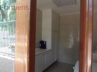Casa de Condomínio Para Vender com 5 quartos 2 suítes no bairro Sausalito em Mairiporã