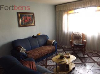Sobrado Para Vender com 3 quartos 1 suítes no bairro Laranjeiras em Caieiras