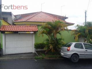 Sobrado Para Vender com 5 quartos 2 suítes no bairro Serpa em Caieiras