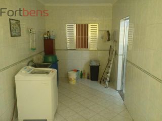 Sobrado Para Vender com 5 quartos 2 suítes no bairro Serpa em Caieiras
