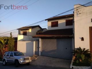 Sobrado Para Vender com 3 quartos 1 suítes no bairro Serpa em Caieiras
