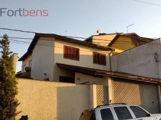 Sobrado Para Vender com 3 quartos 1 suítes no bairro Serpa em Caieiras