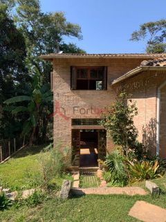 Casa Para Vender com 3 quartos 2 suítes no bairro Santa Inês em Caieiras