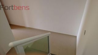 Sobrado Para Vender com 3 quartos 1 suítes no bairro Serpa em Caieiras
