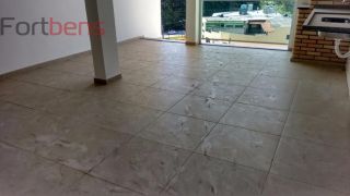 Sobrado Para Vender com 3 quartos 1 suítes no bairro Serpa em Caieiras