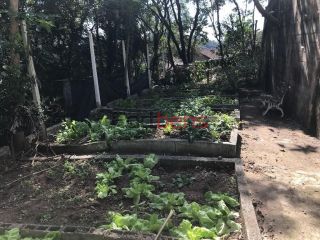 Casa de Condomínio Para Vender com 6 quartos 4 suítes no bairro Caraguatá em Mairiporã