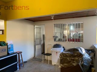 Sobrado Para Vender com 3 quartos 1 suítes no bairro Laranjeiras em Caieiras