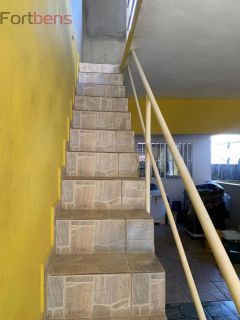 Sobrado Para Vender com 3 quartos 1 suítes no bairro Laranjeiras em Caieiras