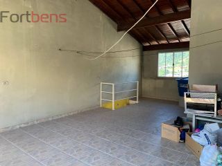 Sobrado Para Vender com 3 quartos 1 suítes no bairro Laranjeiras em Caieiras