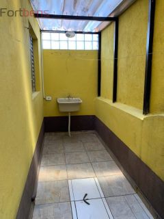 Sobrado Para Vender com 3 quartos 1 suítes no bairro Laranjeiras em Caieiras