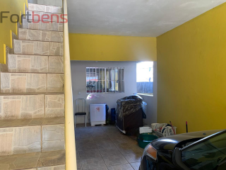 Sobrado Para Vender com 3 quartos 1 suítes no bairro Laranjeiras em Caieiras