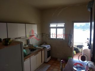 Casa Para Vender com 2 quartos no bairro Região Central em Caieiras