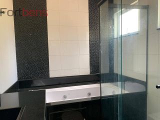 Sobrado Para Vender com 3 quartos 2 suítes no bairro Laranjeiras em Caieiras