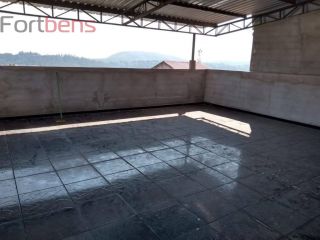 Sobrado Para Vender com 3 quartos 1 suítes no bairro Laranjeiras em Caieiras