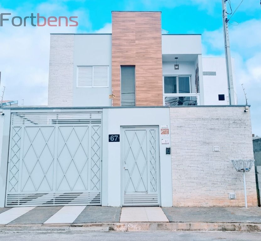 Sobrado Para Vender com 2 quartos no bairro Laranjeiras em Caieiras