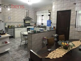 Sobrado Para Vender com 6 quartos 3 suítes no bairro Alpes de Caieiras em Caieiras