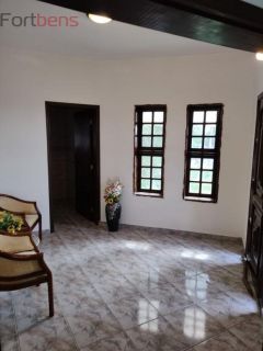 Sobrado Para Vender com 6 quartos 3 suítes no bairro Alpes de Caieiras em Caieiras