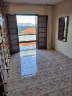 Sobrado Para Vender com 6 quartos 3 suítes no bairro Alpes de Caieiras em Caieiras
