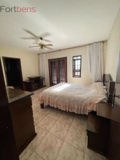 Sobrado Para Vender com 6 quartos 3 suítes no bairro Alpes de Caieiras em Caieiras