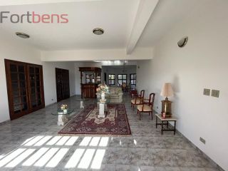 Sobrado Para Vender com 6 quartos 3 suítes no bairro Alpes de Caieiras em Caieiras