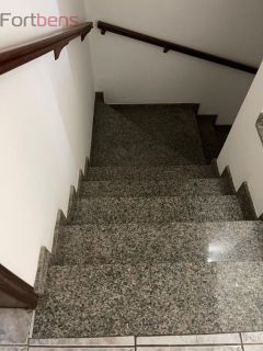 Sobrado Para Vender com 6 quartos 3 suítes no bairro Alpes de Caieiras em Caieiras